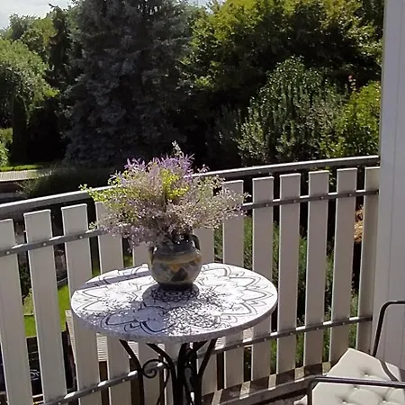 Sonnige Und Ruhige Maisonette Nahe Bremen Weyhe